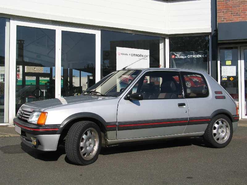 PassionGTi-Peugeot205GTi1.9-20051030-0030.jpg