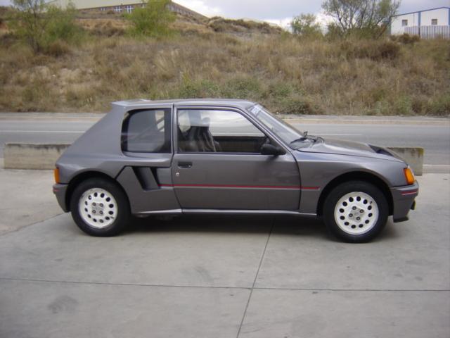 Peugeot 205 Turbo 16.jpg - CREATOR: gd-jpeg v1.0 (using IJG JPEG v62), default quality